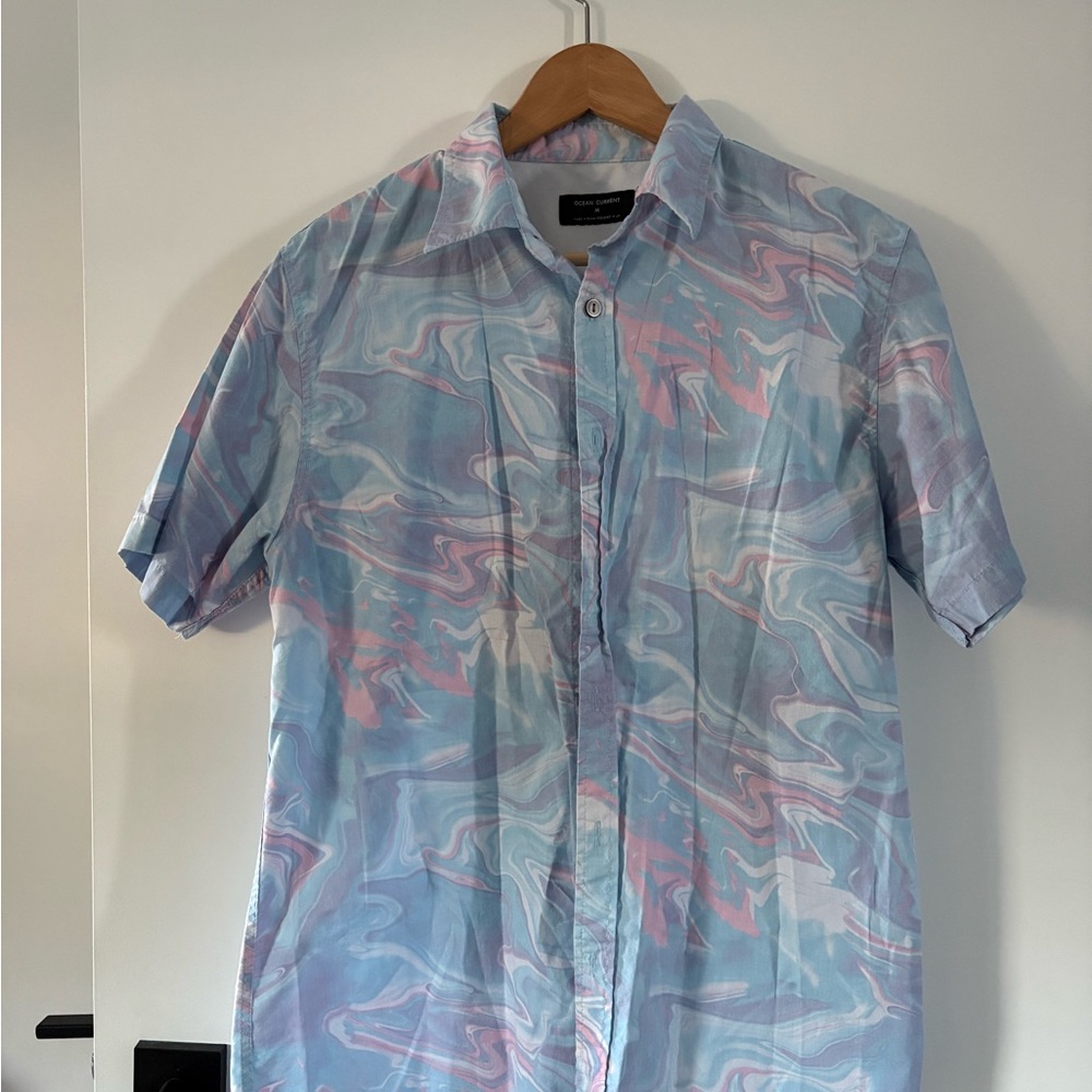 Men's Ocean Current Paint Swirl Short Sleeve Shirt